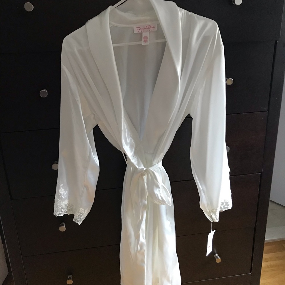 Oscar de la Renta Intimate Collection Robe